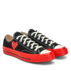 CONVERSE RED SOLE LOW TOP (BLACK)